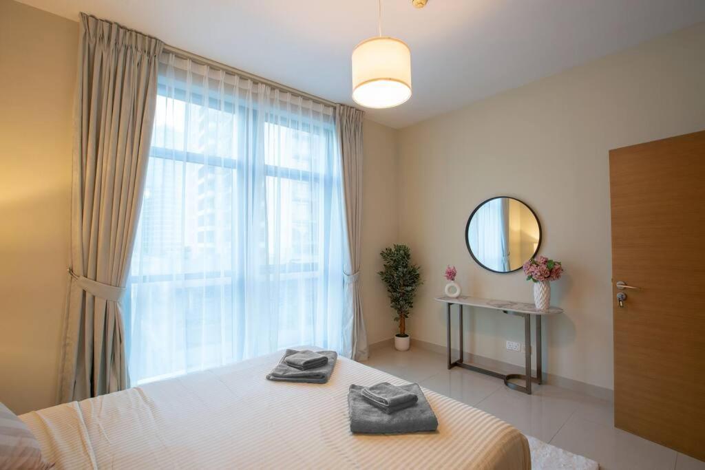 Lux 1Br 2 Min To Burj Khalifa Apartment Dubai Exterior foto