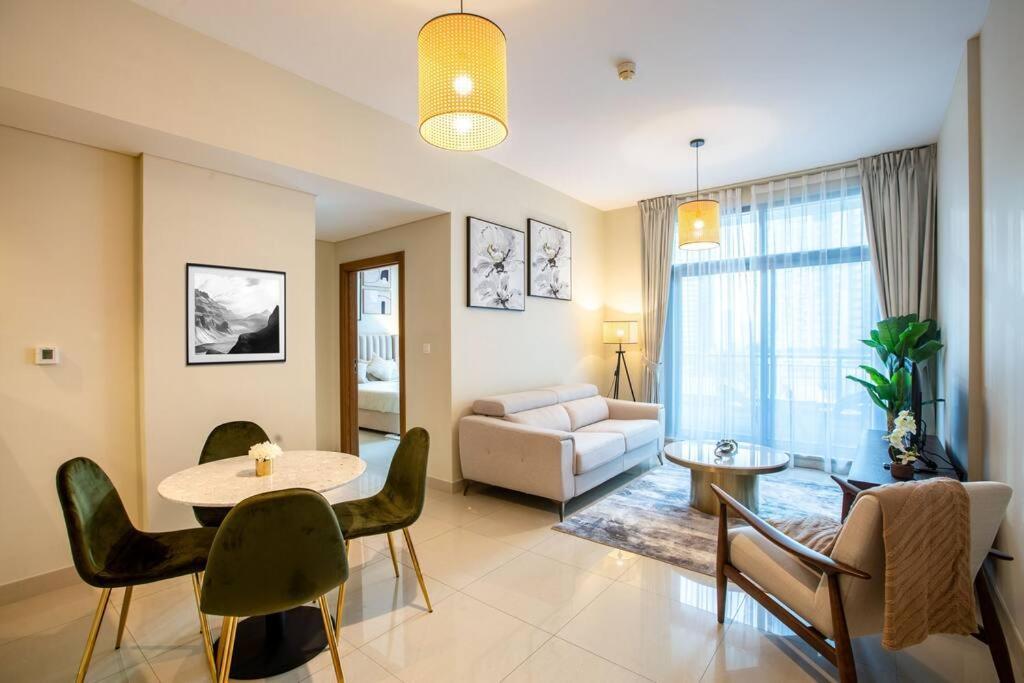 Lux 1Br 2 Min To Burj Khalifa Apartment Dubai Exterior foto